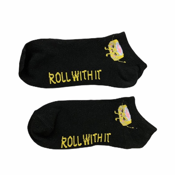 Accessories - ❣️3/$15❣️ “ ROLL WITH ME” Ankle Sock